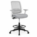 Silla de oficina ergonómica de malla con reposapiés ajustable