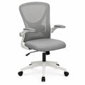 Silla de oficina de malla gris con reposabrazos ajustables