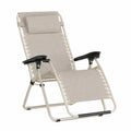 Silla plegable de exterior beige con estructura de acero y asiento de poliéster